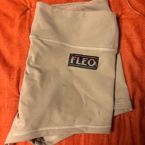 Gray Fleo shorts size small